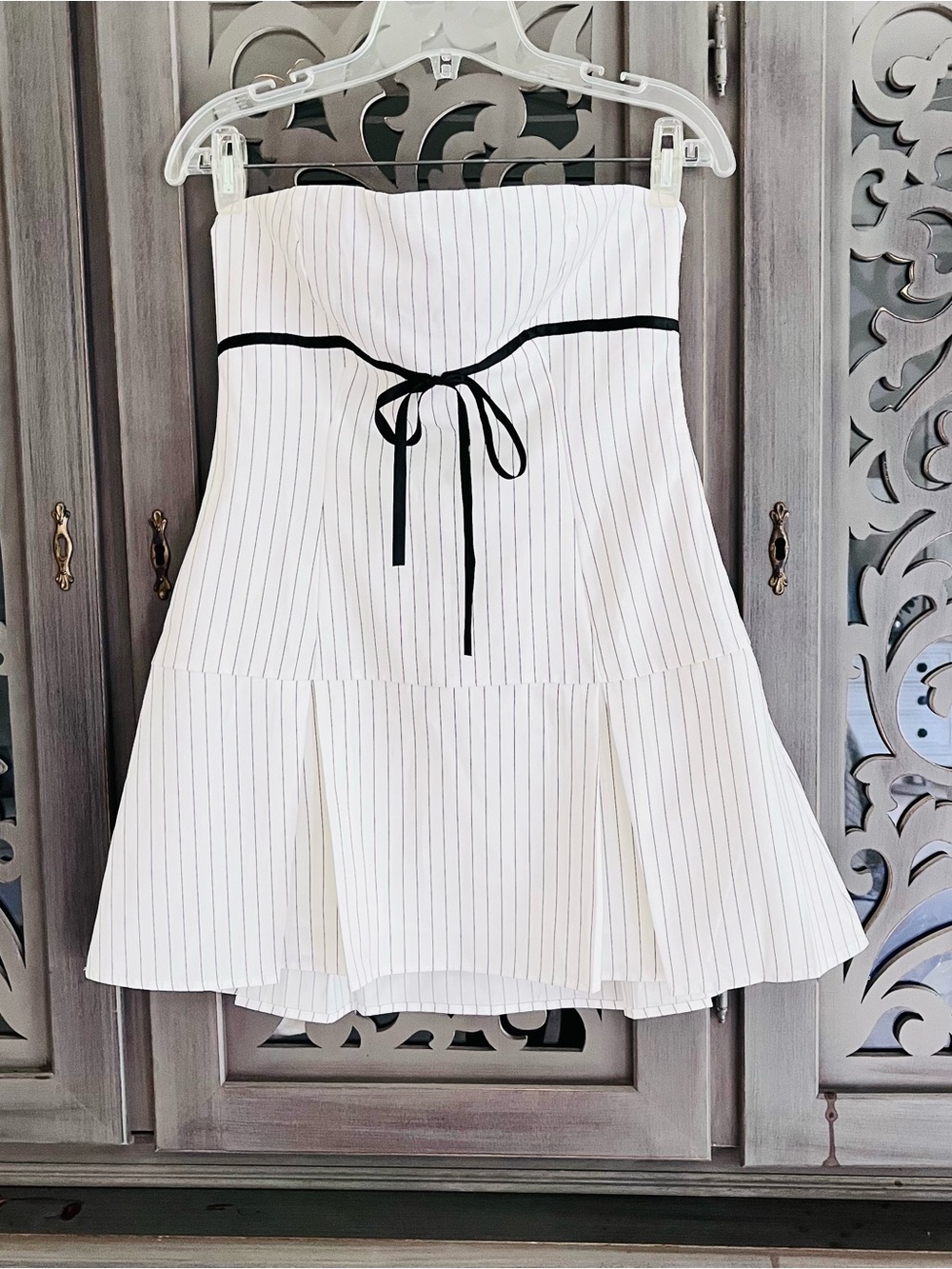 NWT More to Come white pinstriped strapless dress with bow M - Picture 5 of 15